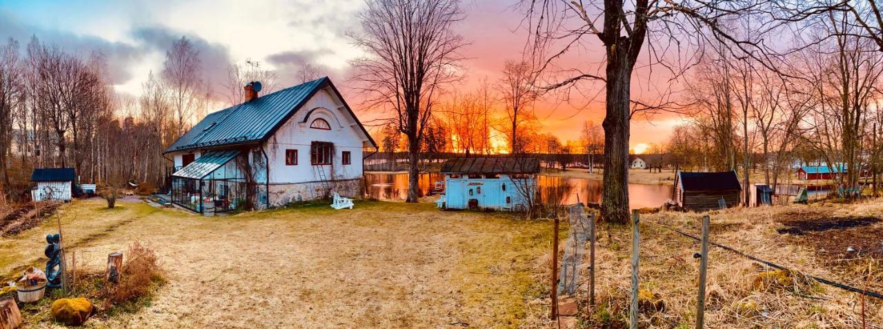 Romantic Spa Villa With Fireplace By The Lake Stjarnsund Luaran gambar
