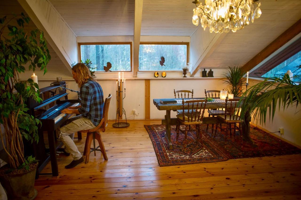 Romantic Spa Villa With Fireplace By The Lake Stjarnsund Luaran gambar
