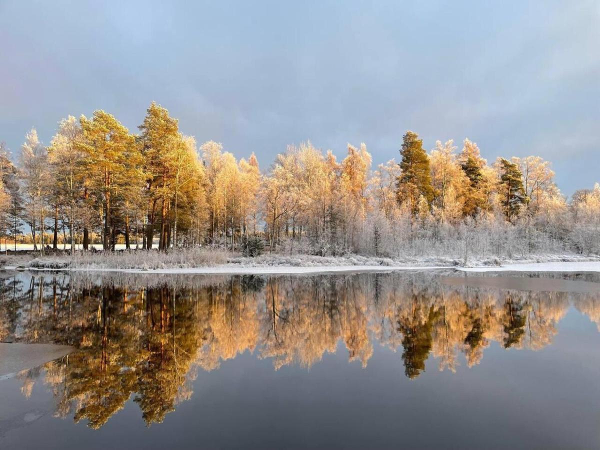 Romantic Spa Villa With Fireplace By The Lake Stjarnsund Luaran gambar