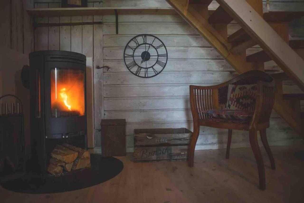 Romantic Spa Villa With Fireplace By The Lake Stjarnsund Luaran gambar
